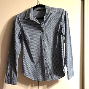 Eddie Bauer button up women’s size XS